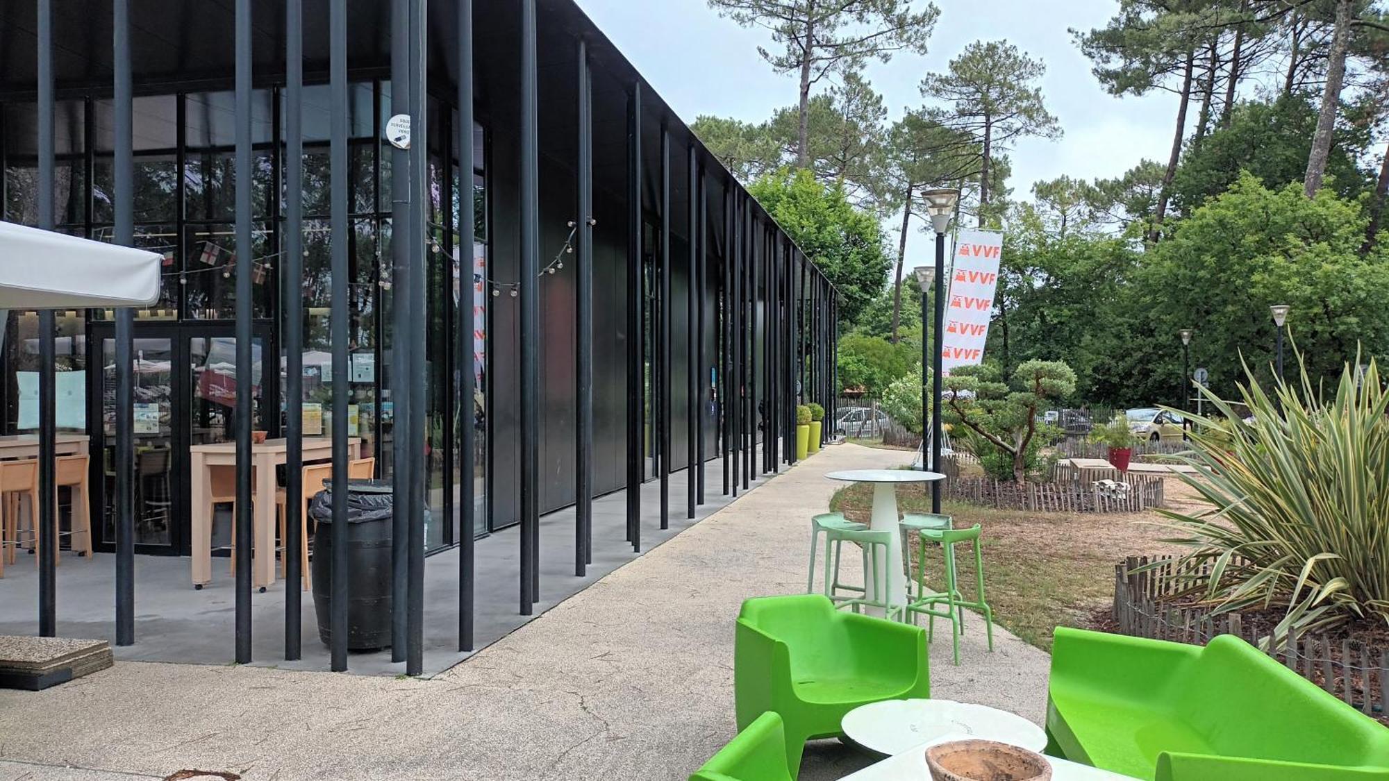 Vvf Lege Cap Ferret Hotel Exterior foto